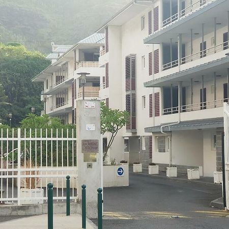 T1 Tout Confort 圣丹尼斯 外观 照片